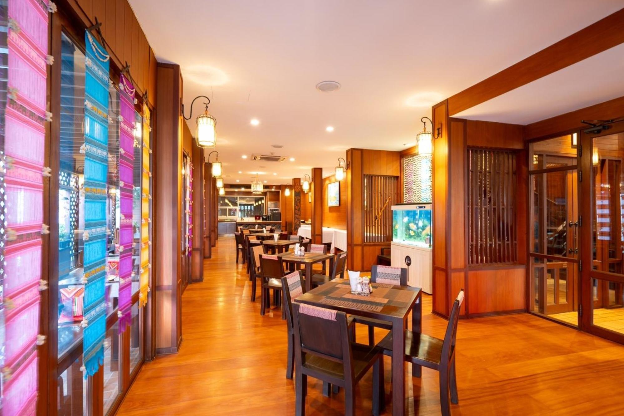 Pukha Nanfa Hotel Bagian luar foto
