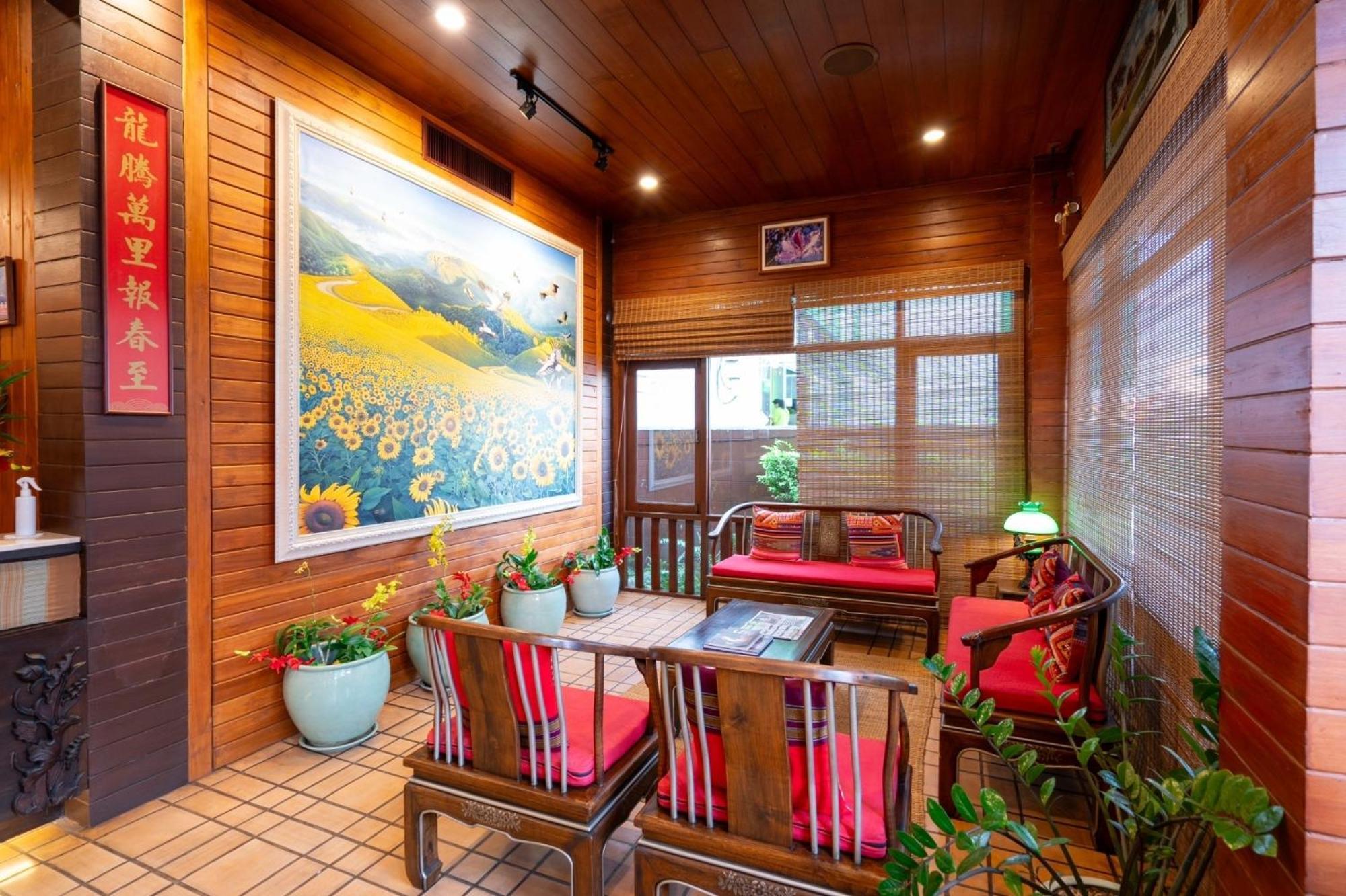 Pukha Nanfa Hotel Bagian luar foto
