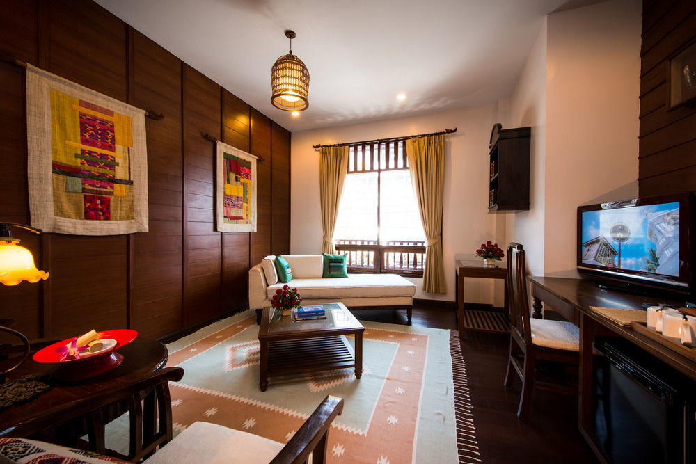 Pukha Nanfa Hotel Bagian luar foto
